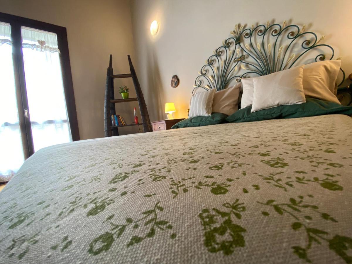 Casa Vetriera Apartment Palermo Luaran gambar